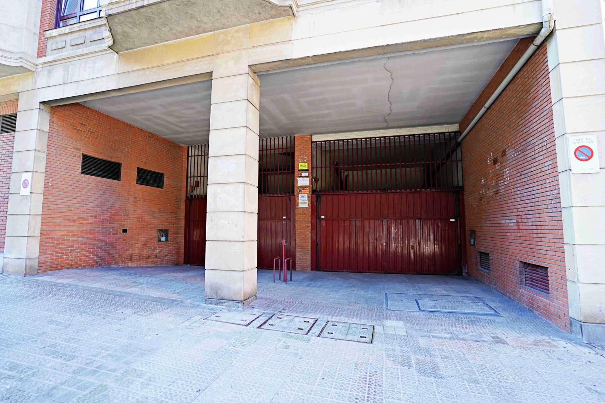 Apart 2 Terrazas Para 4 Personas Bilbao Centro Exterior foto
